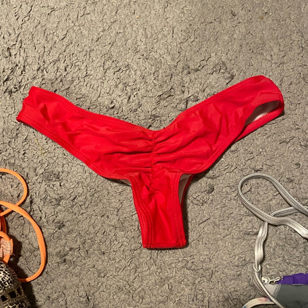 Red cheeky scrunch bikini bottoms
